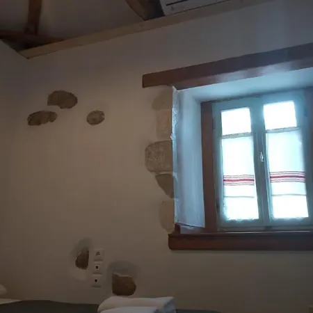 Zafiri House
